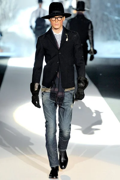 Look 2